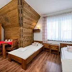 Pod Reglami - - Skywalk - Blisko Do Szlakow Tpn Wiktorowki, Rusinowa Polana , Gesia Szyja , Brzeziny , Psia Trawka , Toporowa Cyrhla , Murowaniec , Hala Gasienicowa Ciche Małe