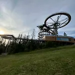Bed & Breakfast Pod Reglami - - Skywalk - Blisko Do Szlakow Tpn Wiktorowki, Rusinowa Polana , Gesia Szyja , Brzeziny , Psia Trawka , Toporowa Cyrhla , Murowaniec , Hala Gasienicowa