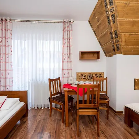 ベッド・アンド・ブレックファスト Pod Reglami - - Sauna & Jacuzzi - 400m Od Stacji Narciarskiej Ciche Małe