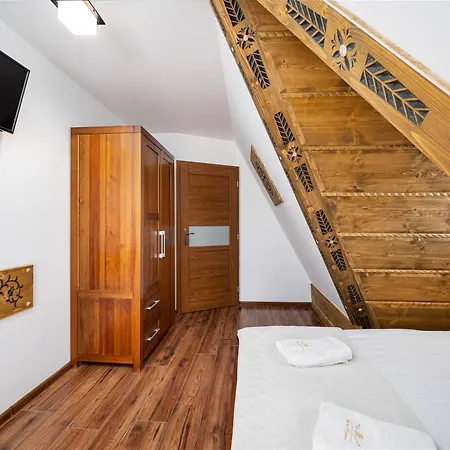 Pod Reglami - Jacuzzi & Sauna Idealna Baza Wypadowa W Gory! Wiktorowki, Rusinowa Polana , Gesia Szyja , Toporowa Cyrhla , Murowaniec , Hala Gasienicowa
