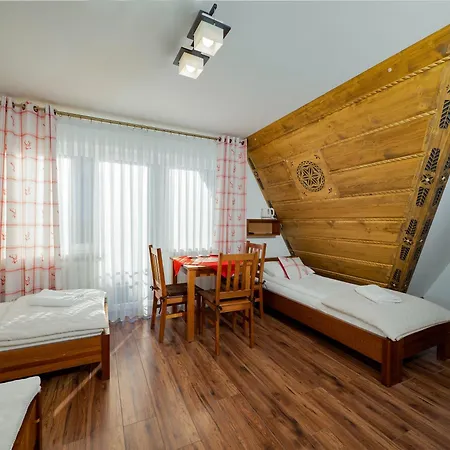 Bed & Breakfast Pod Reglami - Jacuzzi & Sauna Idealna Baza Wypadowa W Gory! Ciche Male