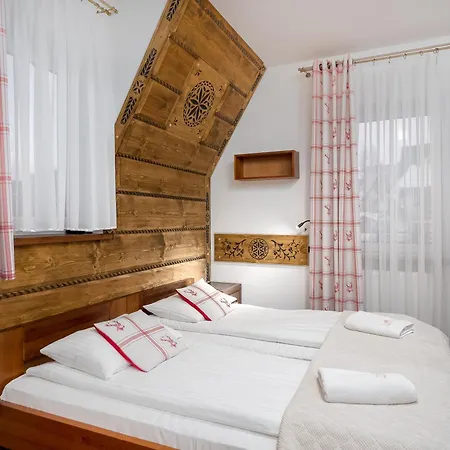 Pod Reglami - Jacuzzi & Sauna Idealna Baza Wypadowa W Gory! Wiktorowki, Rusinowa Polana , Gesia Szyja , Toporowa Cyrhla , Murowaniec , Hala Gasienicowa Ciche Małe