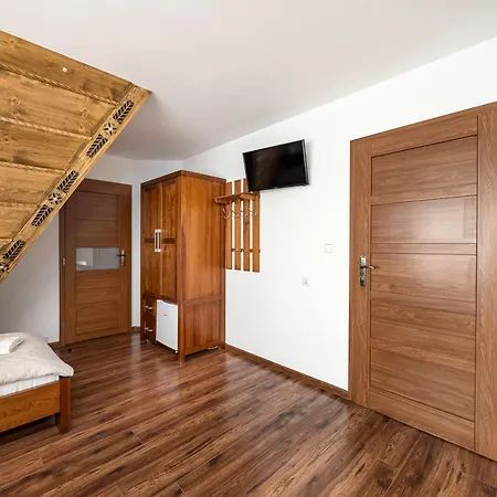 Pod Reglami - Jacuzzi & Sauna Idealna Baza Wypadowa W Gory! Bed & Breakfast Ciche Male