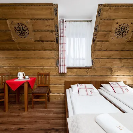 Pod Reglami - Jacuzzi & Sauna Idealna Baza Wypadowa W Gory! Wiktorowki, Rusinowa Polana , Gesia Szyja , Toporowa Cyrhla , Murowaniec , Hala Gasienicowa Bed & Breakfast 3*