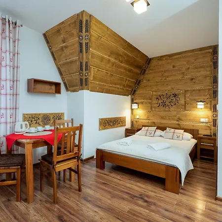 Bed & Breakfast Pod Reglami - Jacuzzi & Sauna Idealna Baza Wypadowa W Gory!
