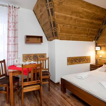 Bed & Breakfast Pod Reglami - Jacuzzi & Sauna Idealna Baza Wypadowa W Gory!