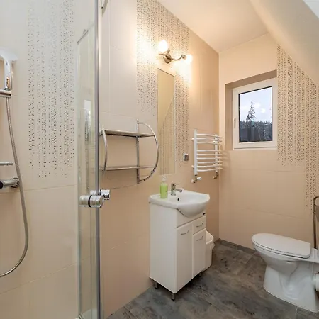 Pod Reglami - Jacuzzi & Sauna Idealna Baza Wypadowa W Gory! Wiktorowki, Rusinowa Polana , Gesia Szyja , Toporowa Cyrhla , Murowaniec , Hala Gasienicowa 3* Ciche Małe