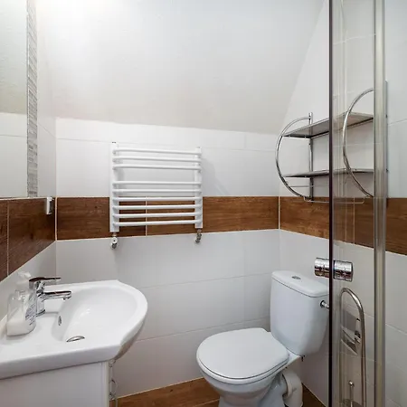 Willa Pod Reglami Male Ciche - Jacuzzi & Sauna Idealna Baza Wypadowa W Gory! Wiktorowki, Rusinowa Polana , Gesia Szyja , Toporowa Cyrhla , Murowaniec , Hala Gasienicowa