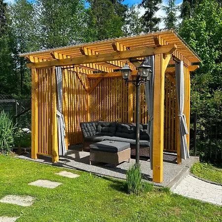 Pod Reglami - Jacuzzi & Sauna Idealna Baza Wypadowa W Gory! Wiktorowki, Rusinowa Polana , Gesia Szyja , Toporowa Cyrhla , Murowaniec , Hala Gasienicowa Ciche Małe