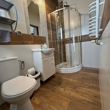 Pod Reglami - Jacuzzi&sauna Idealna Baza Wypadowa W Góry! Wiktorówki, Rusinowa Polana , Gęsia Szyja , Toporowa Cyrhla , Murowaniec , Hala Gąsienicowa 3*