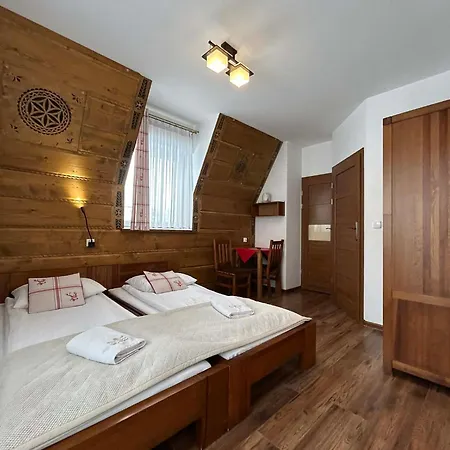 Pod Reglami - Jacuzzi&sauna Idealna Baza Wypadowa W Góry! Wiktorówki, Rusinowa Polana , Gęsia Szyja , Toporowa Cyrhla , Murowaniec , Hala Gąsienicowa Ciche Małe