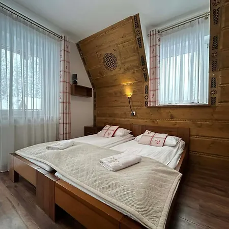 Pod Reglami - Jacuzzi&sauna Idealna Baza Wypadowa W Góry! Wiktorówki, Rusinowa Polana , Gęsia Szyja , Toporowa Cyrhla , Murowaniec , Hala Gąsienicowa 3* Ciche Małe
